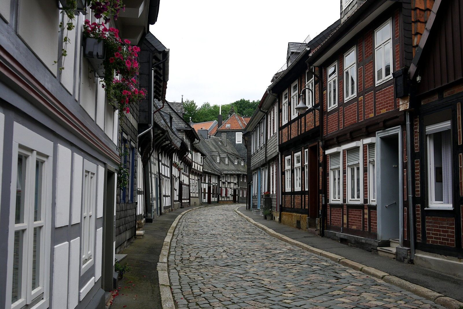 Autóbérlés Goslar\n régióban.