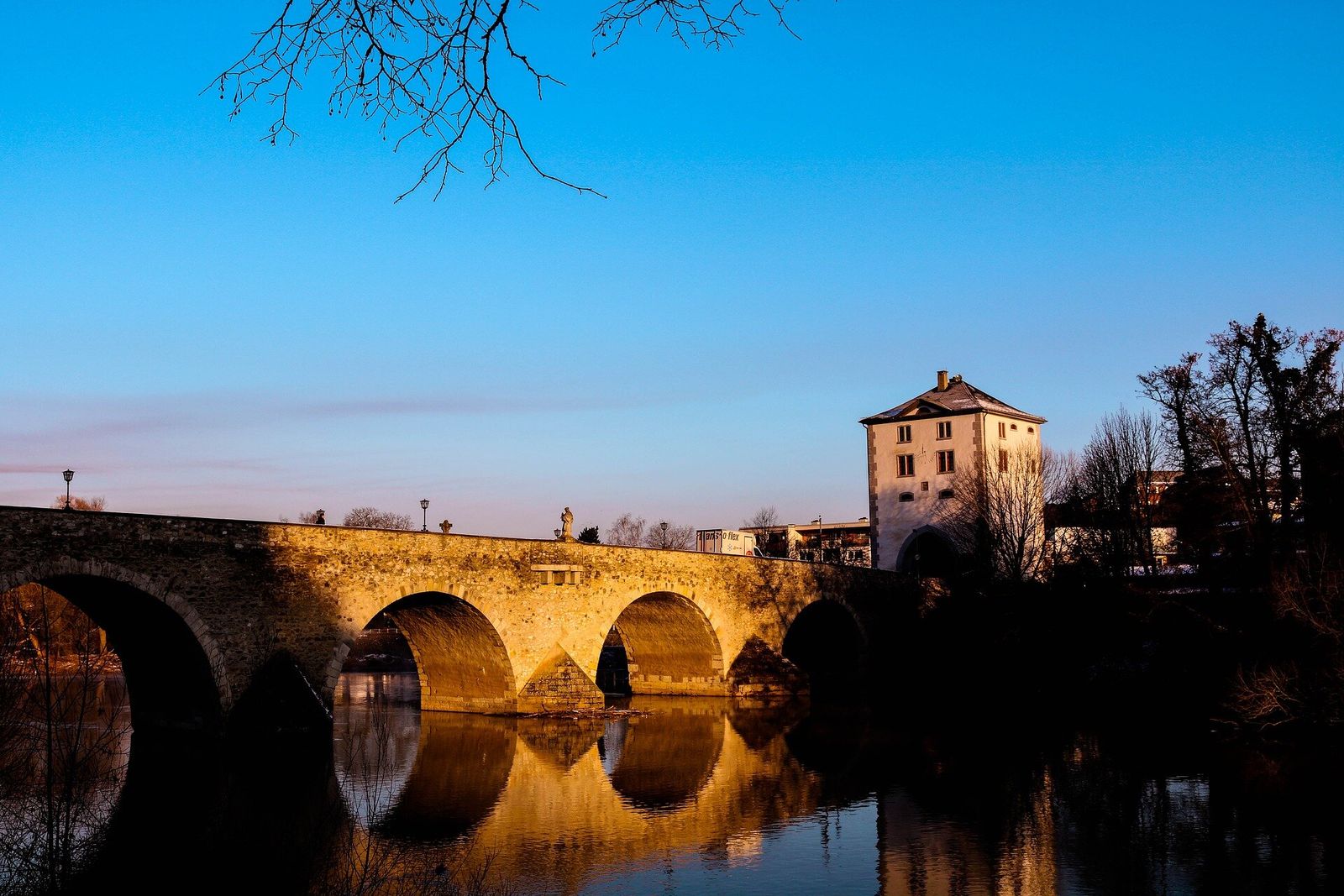 Autóbérlés Limburg\n régióban.