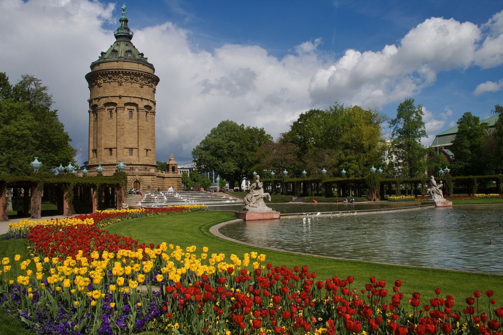 Autóbérlés Mannheim\n régióban.